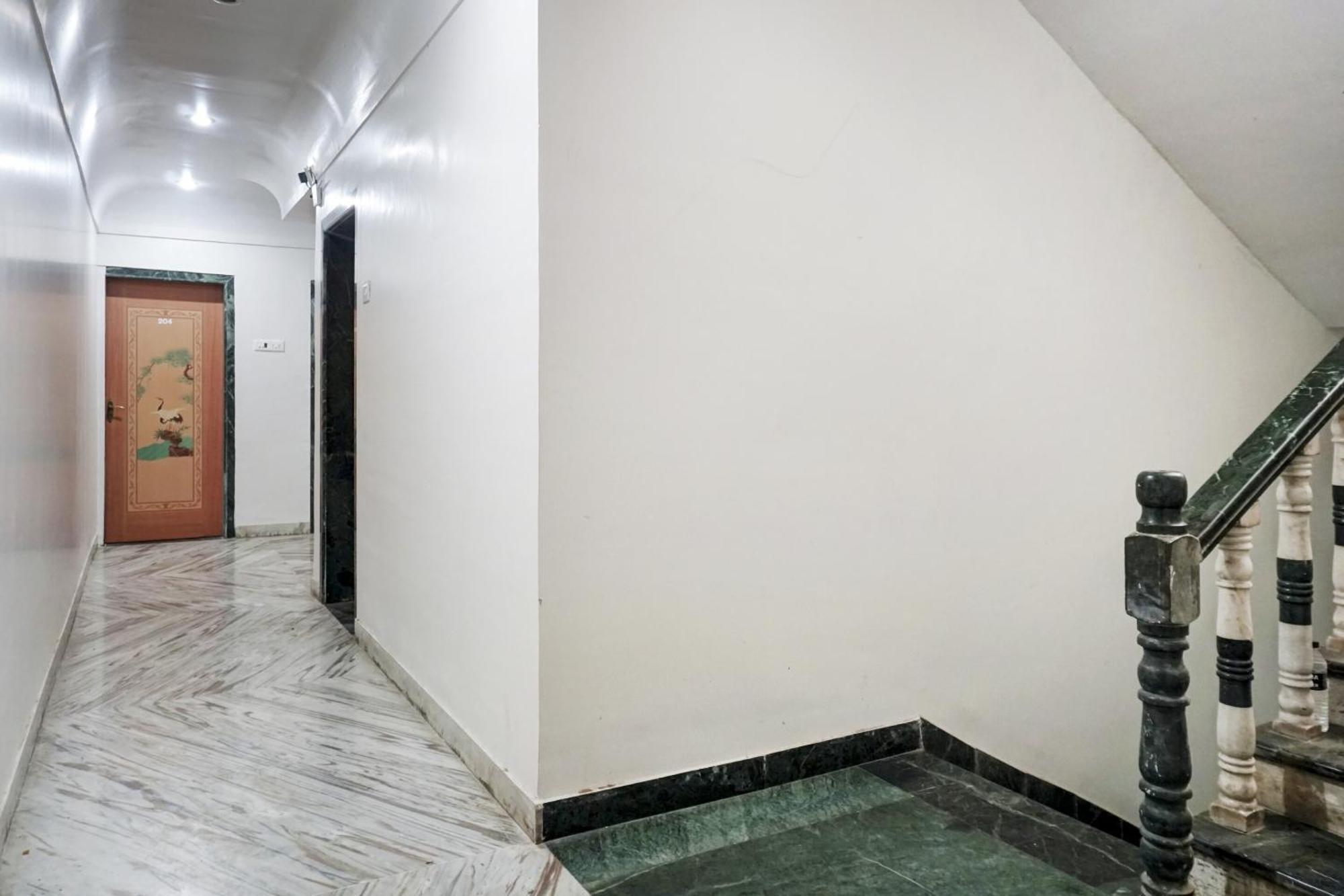 Collection O Shreya Hotell Talegaon Dabhade Exteriör bild