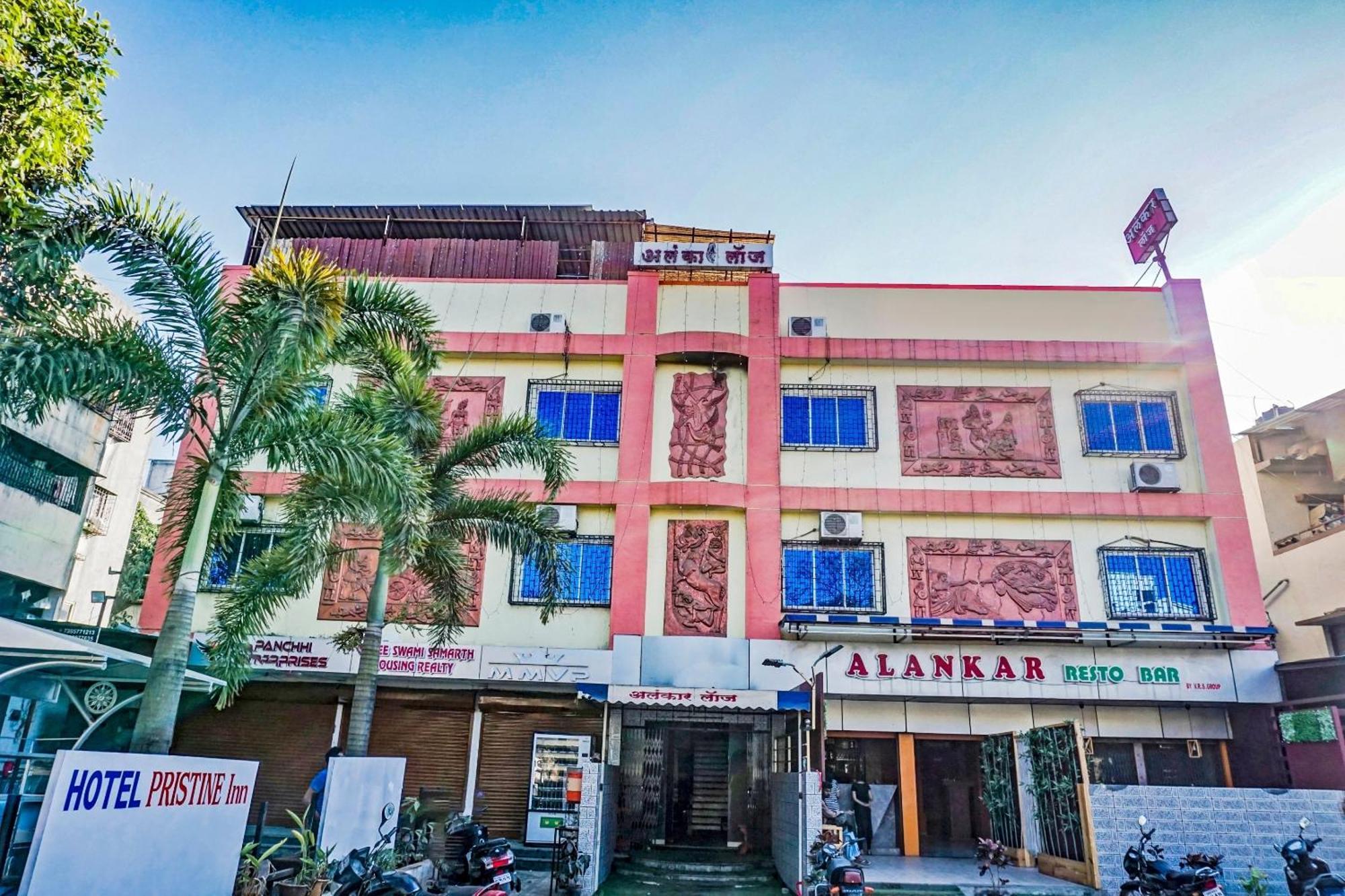 Collection O Shreya Hotell Talegaon Dabhade Exteriör bild