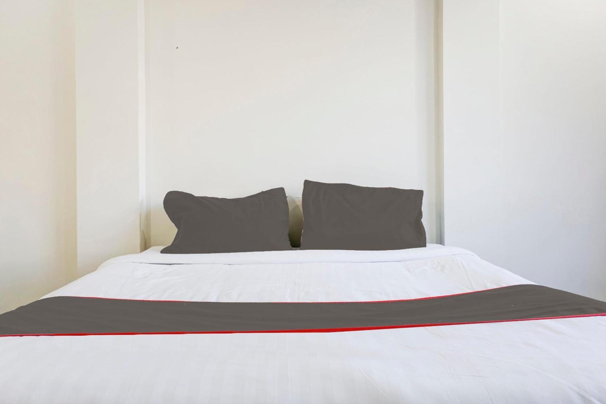 Collection O Shreya Hotell Talegaon Dabhade Exteriör bild